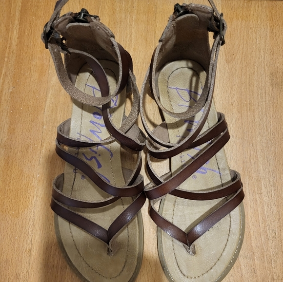 Blowfish strappy gladiator sandal - Picture 4 of 5